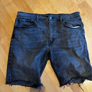 Black Levi’s Jean Shorts